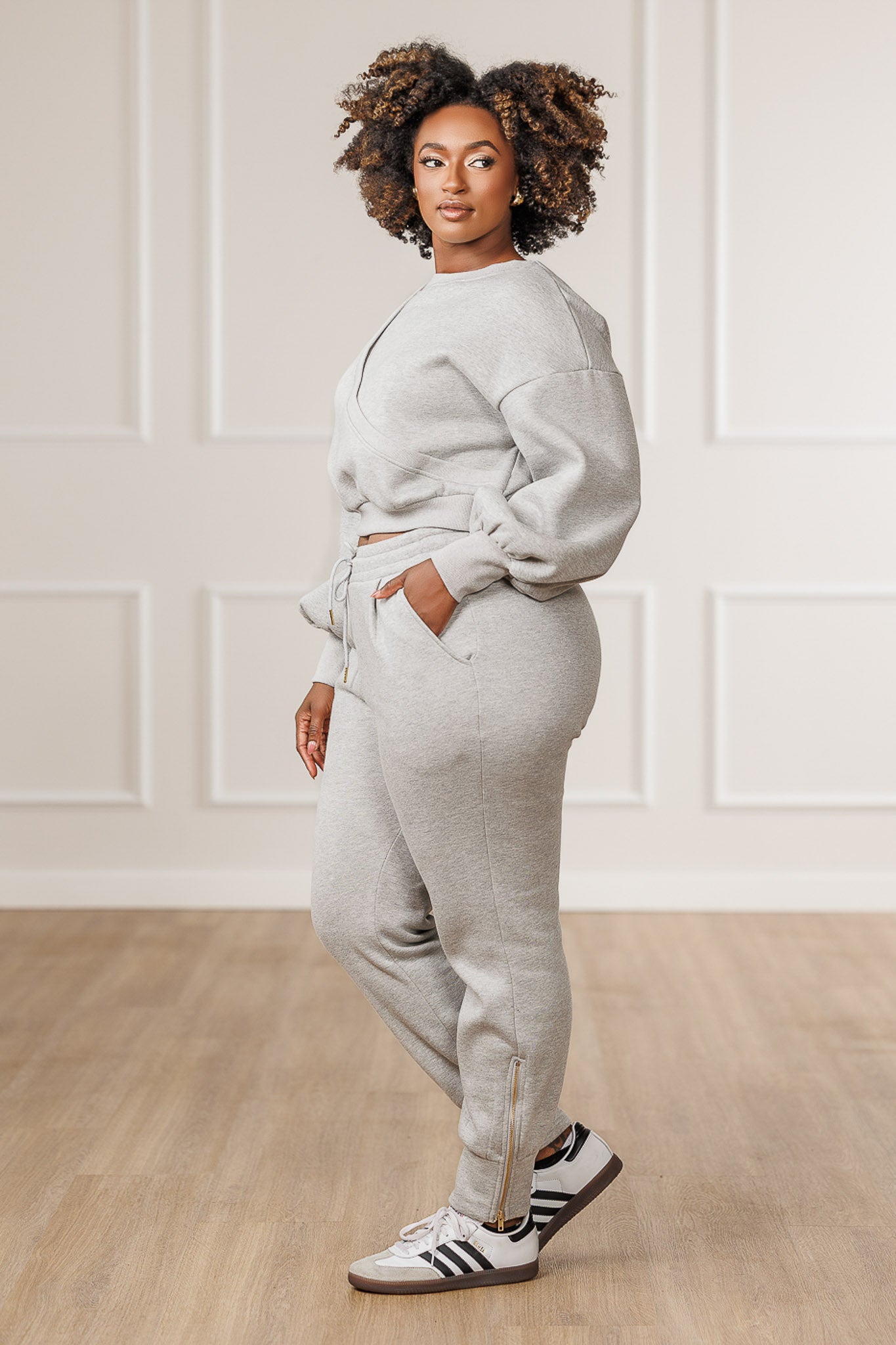 Soleil Fleece Slim Fit Jogger - Heather Grey