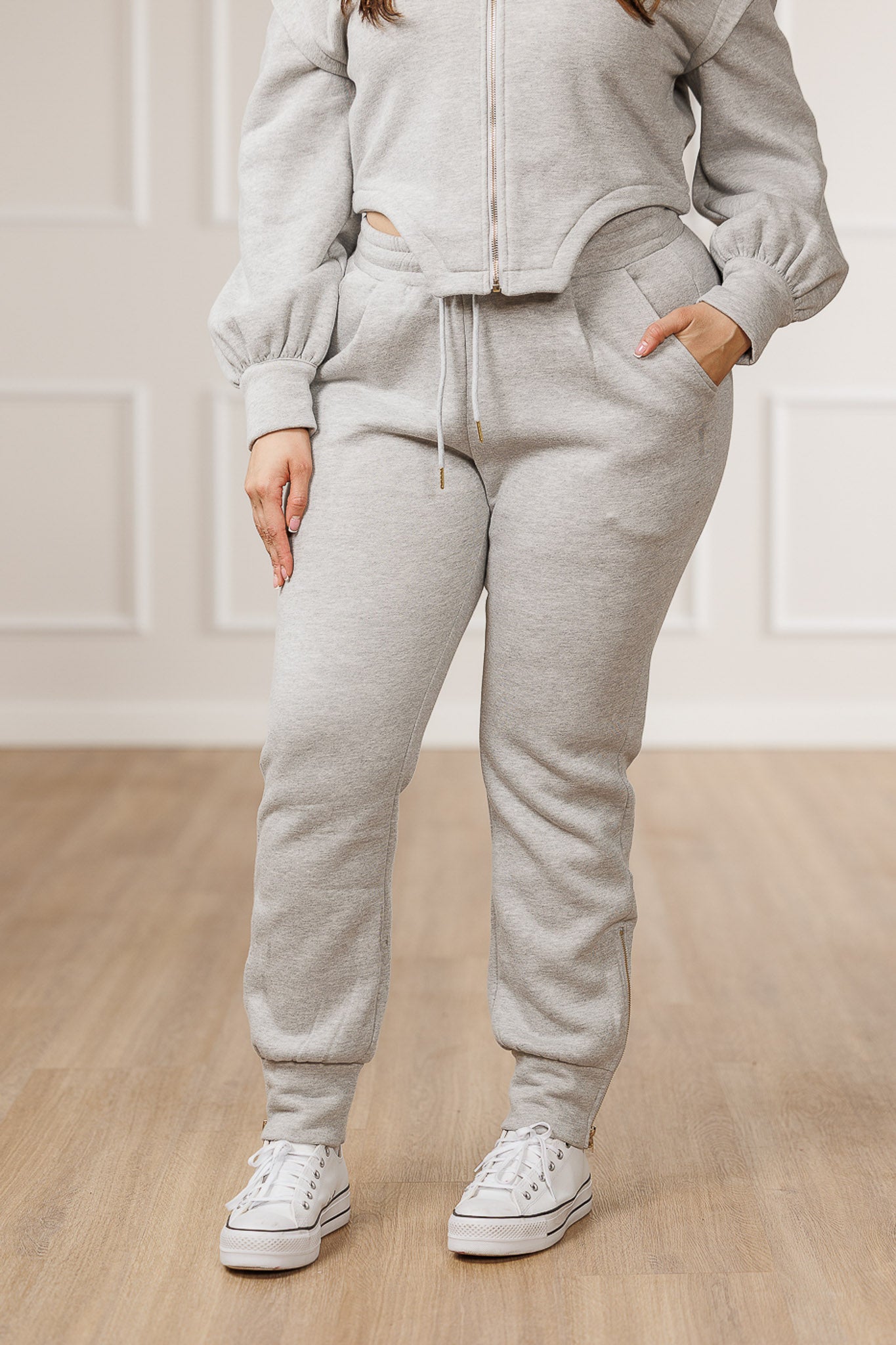 FINAL SALE - Soleil Fleece Slim Fit Jogger - Heather Grey