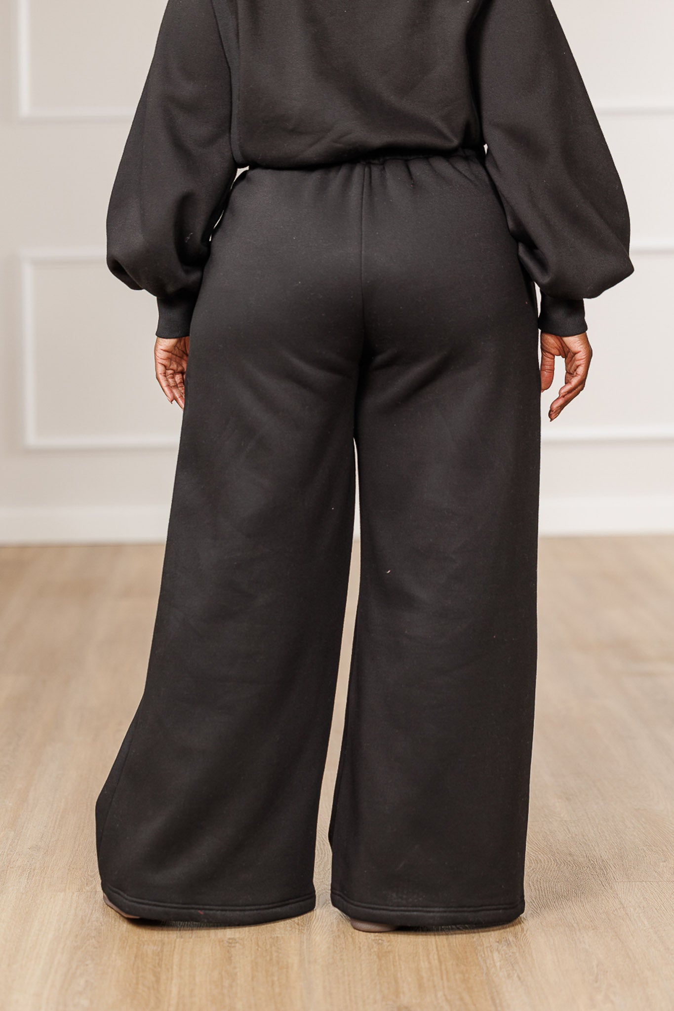 Nolan Fleece Tulip Waistband Pants - Black