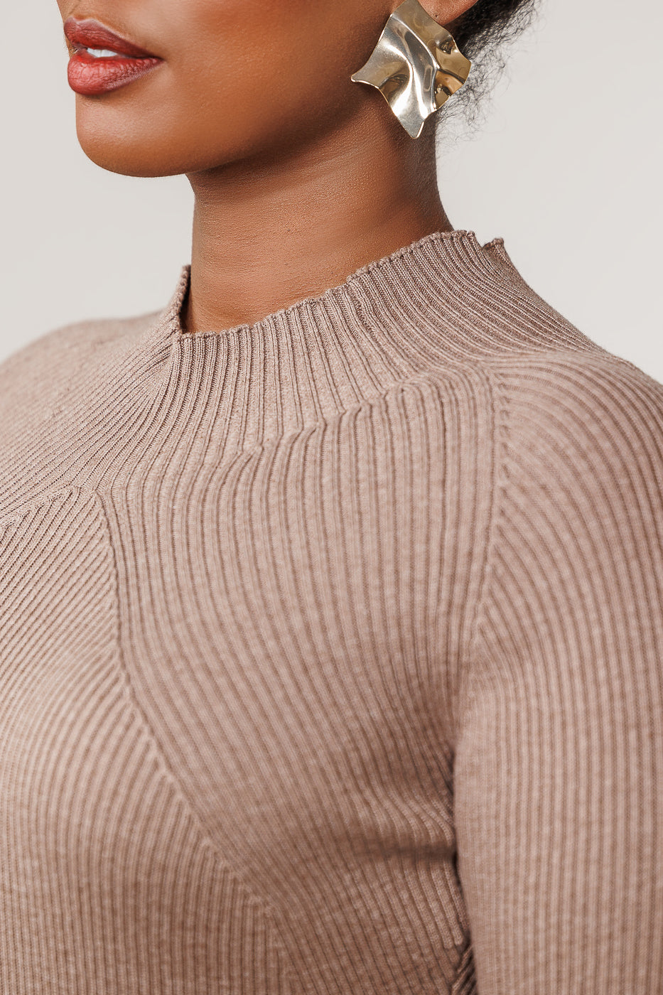 Shaya Mock Neck Sweater - Taupe