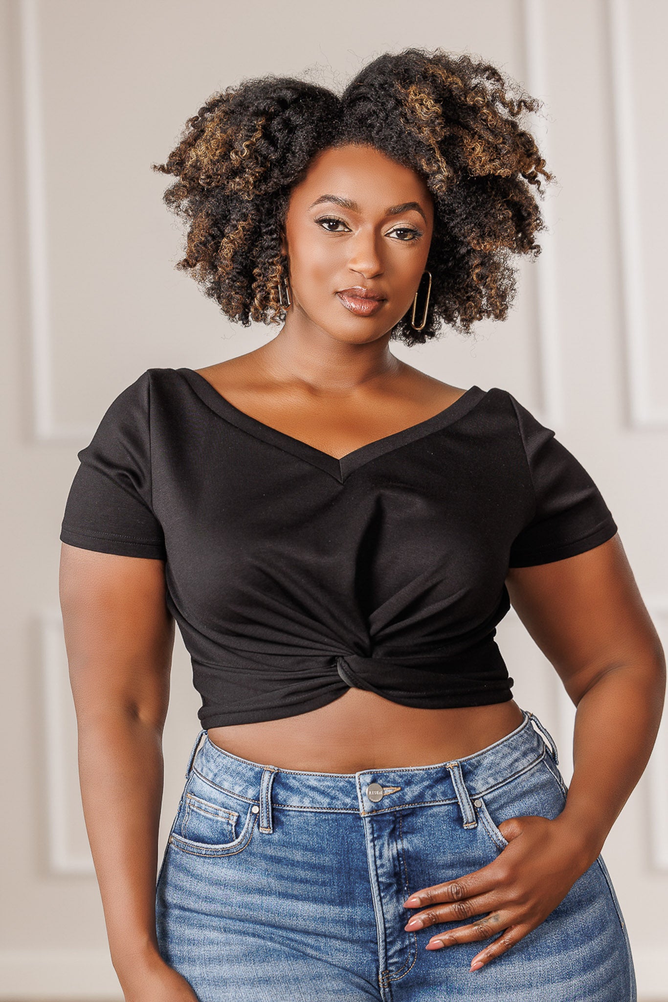 Vanna Knot Crop Top - Black