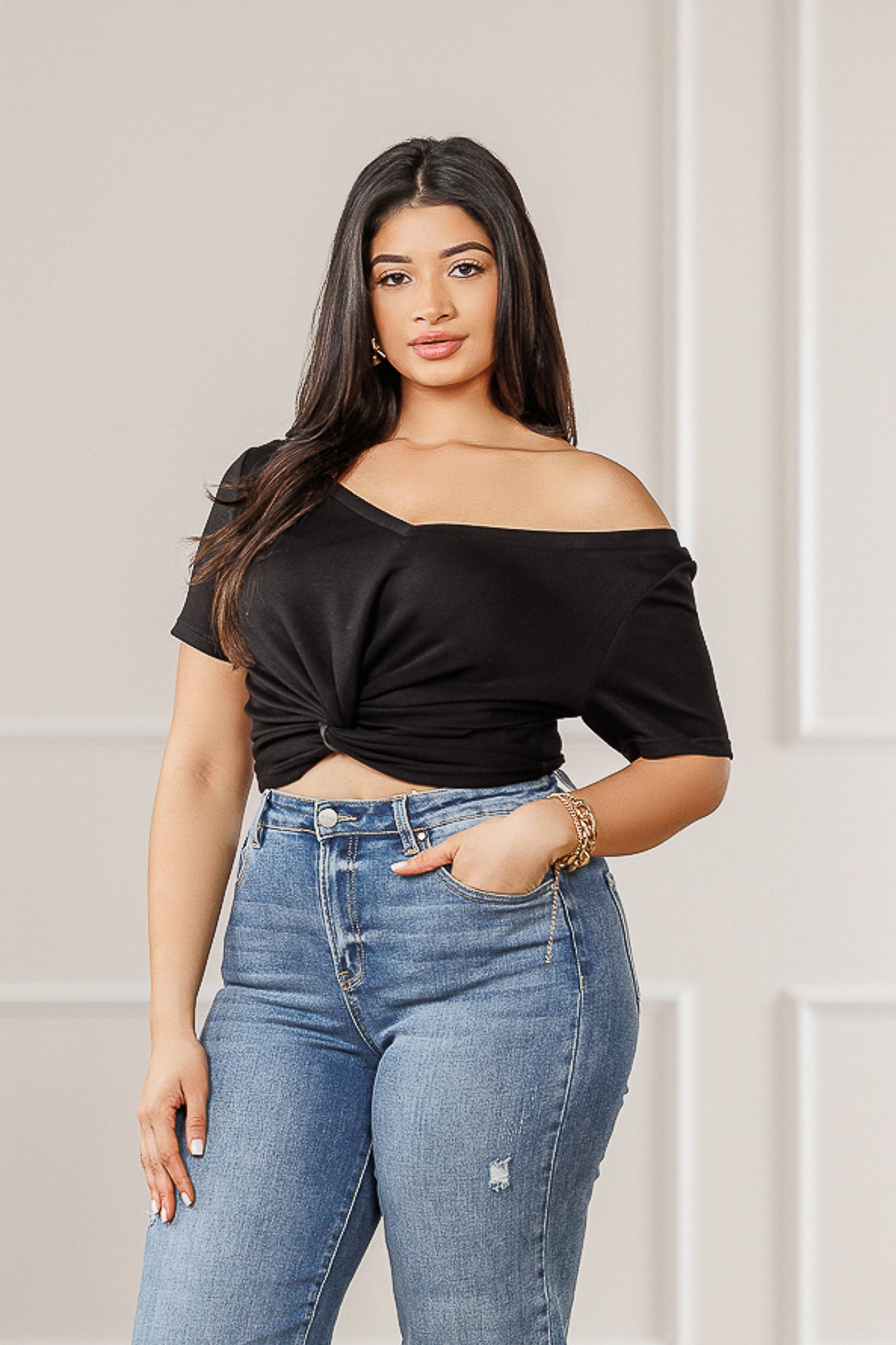 Vanna Knot Crop Top - Black