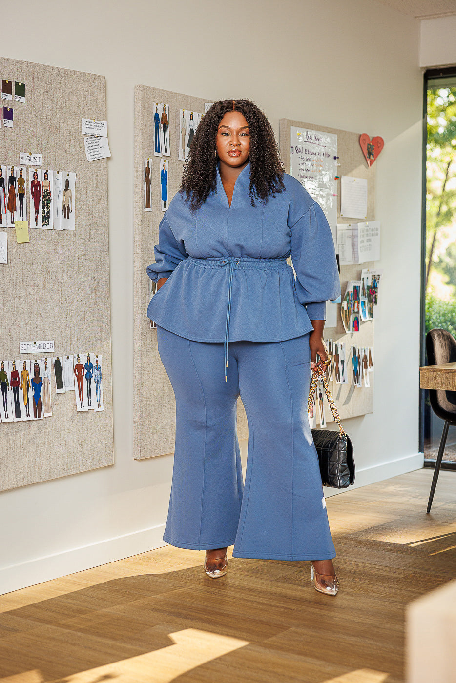 FINAL SALE - Quinnley Fleece Seamed Flare Pants - Steel Blue