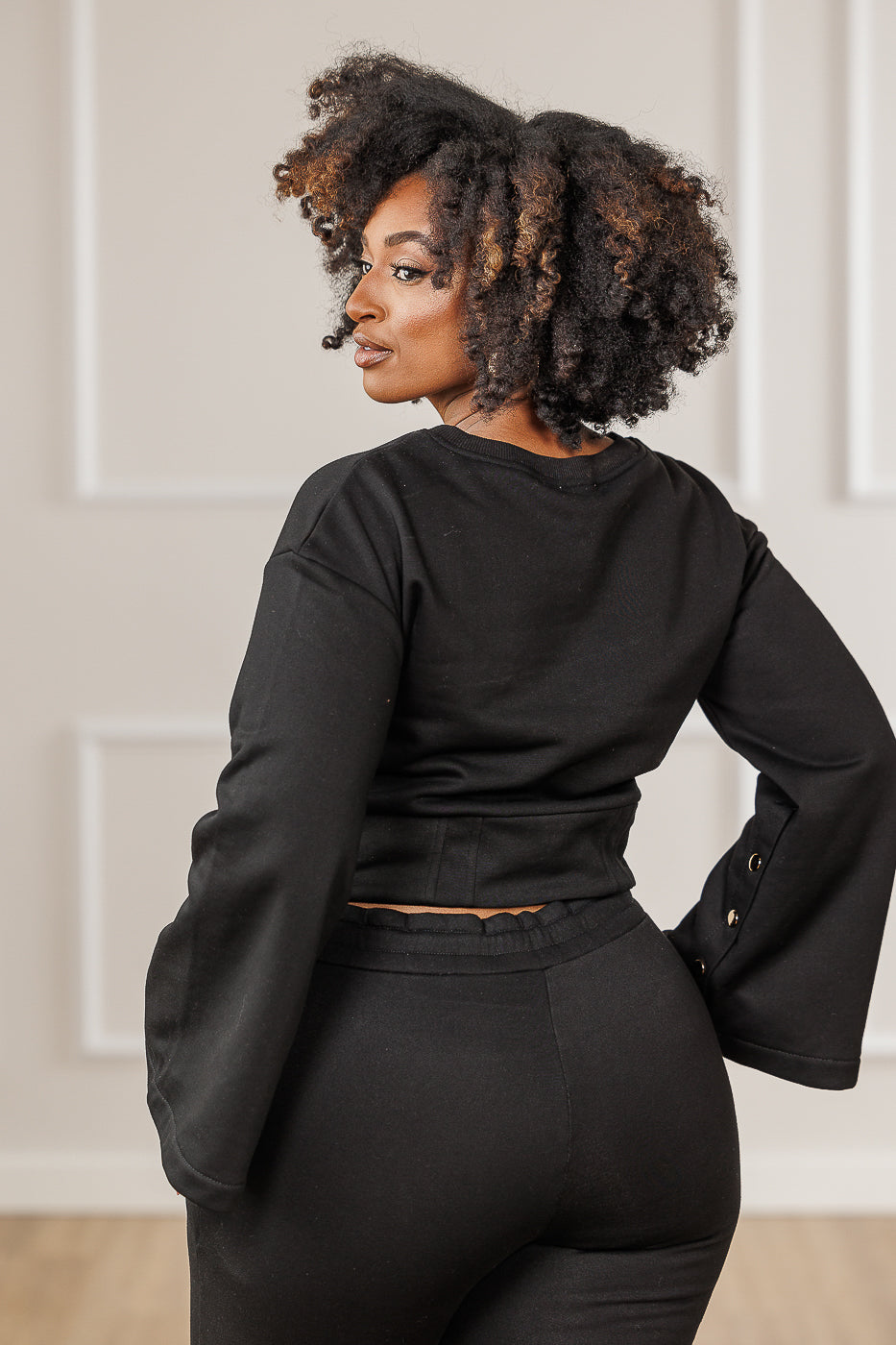 Bexley Fleece Button Sleeve Crop Top - Black