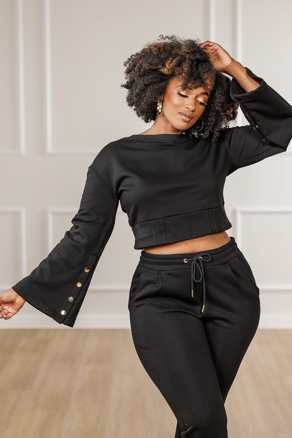 Bexley Fleece Button Sleeve Crop Top - Black