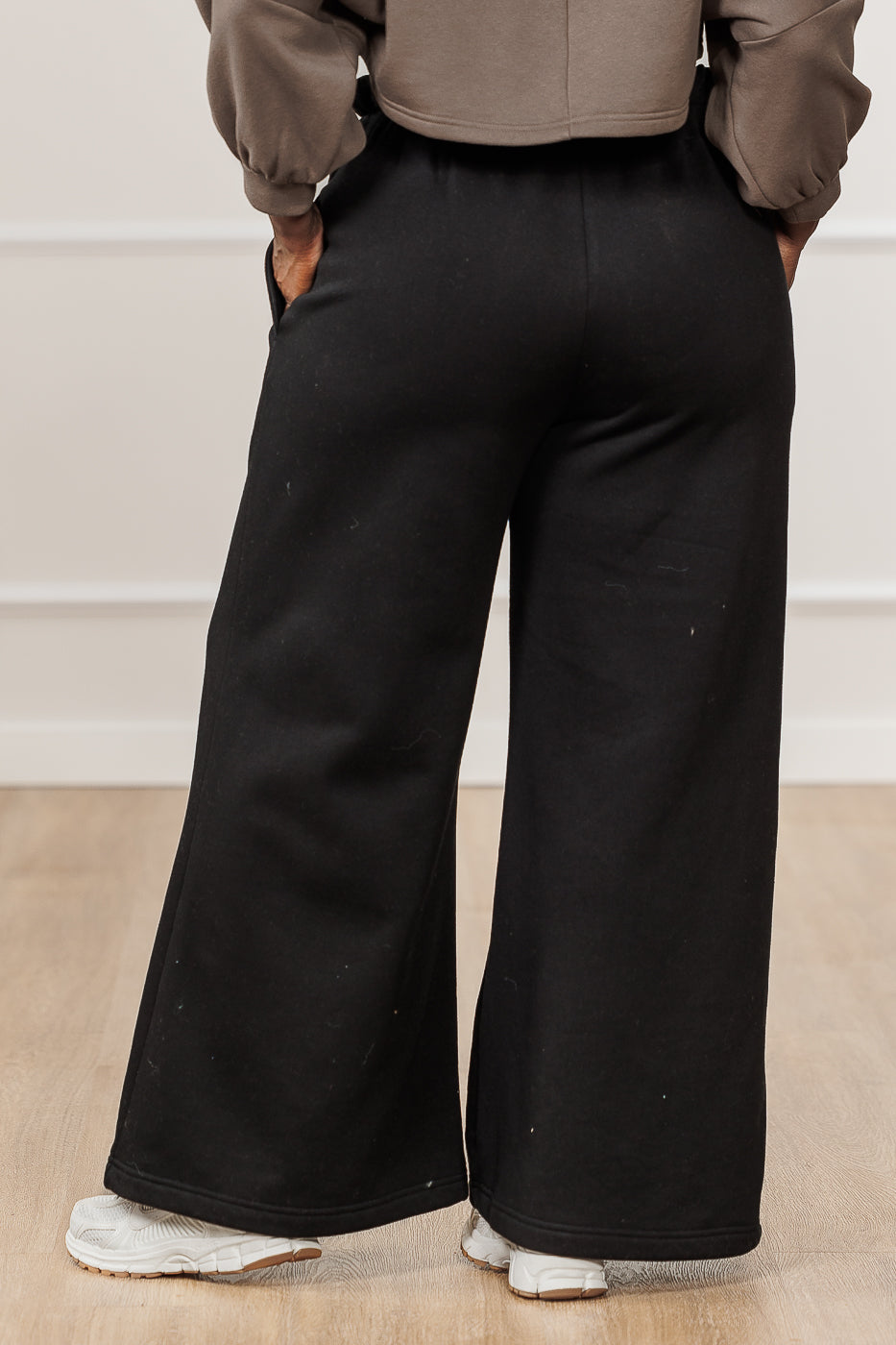 Raylan Fleece Paperbag Waist Pants - Black