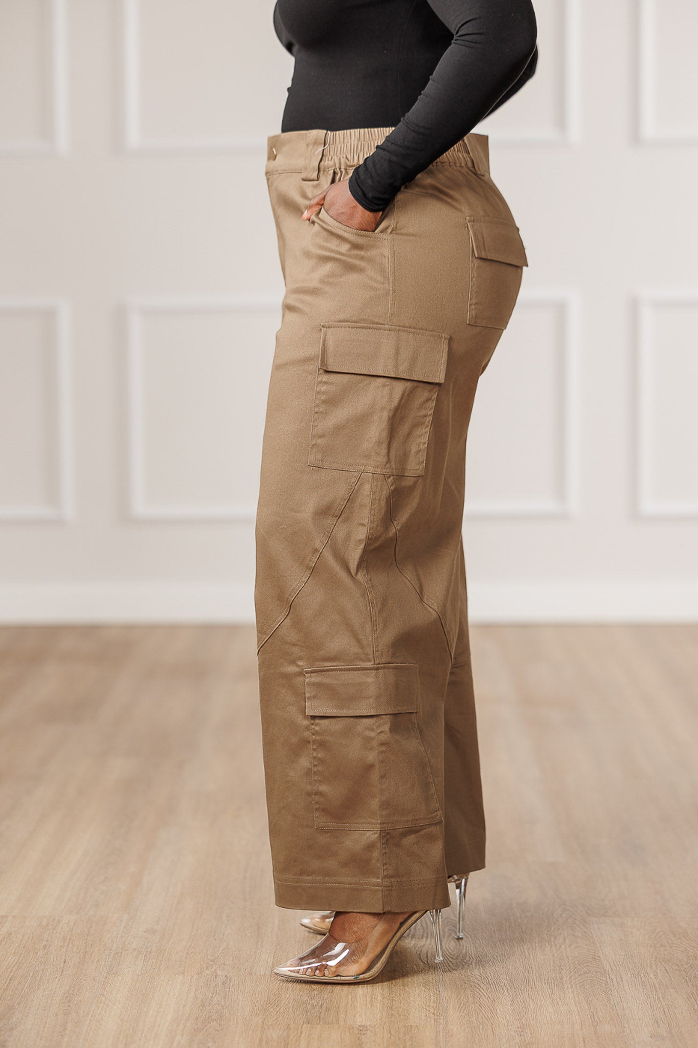 Kalea Wide Cargo Pants - Moss