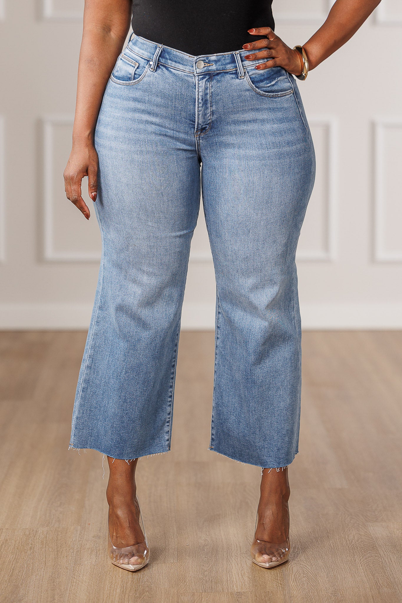 Lennon Wide Raw Hem Jeans