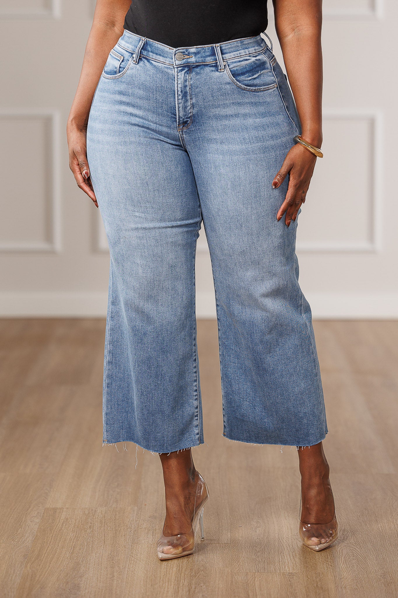 Lennon Wide Raw Hem Jeans