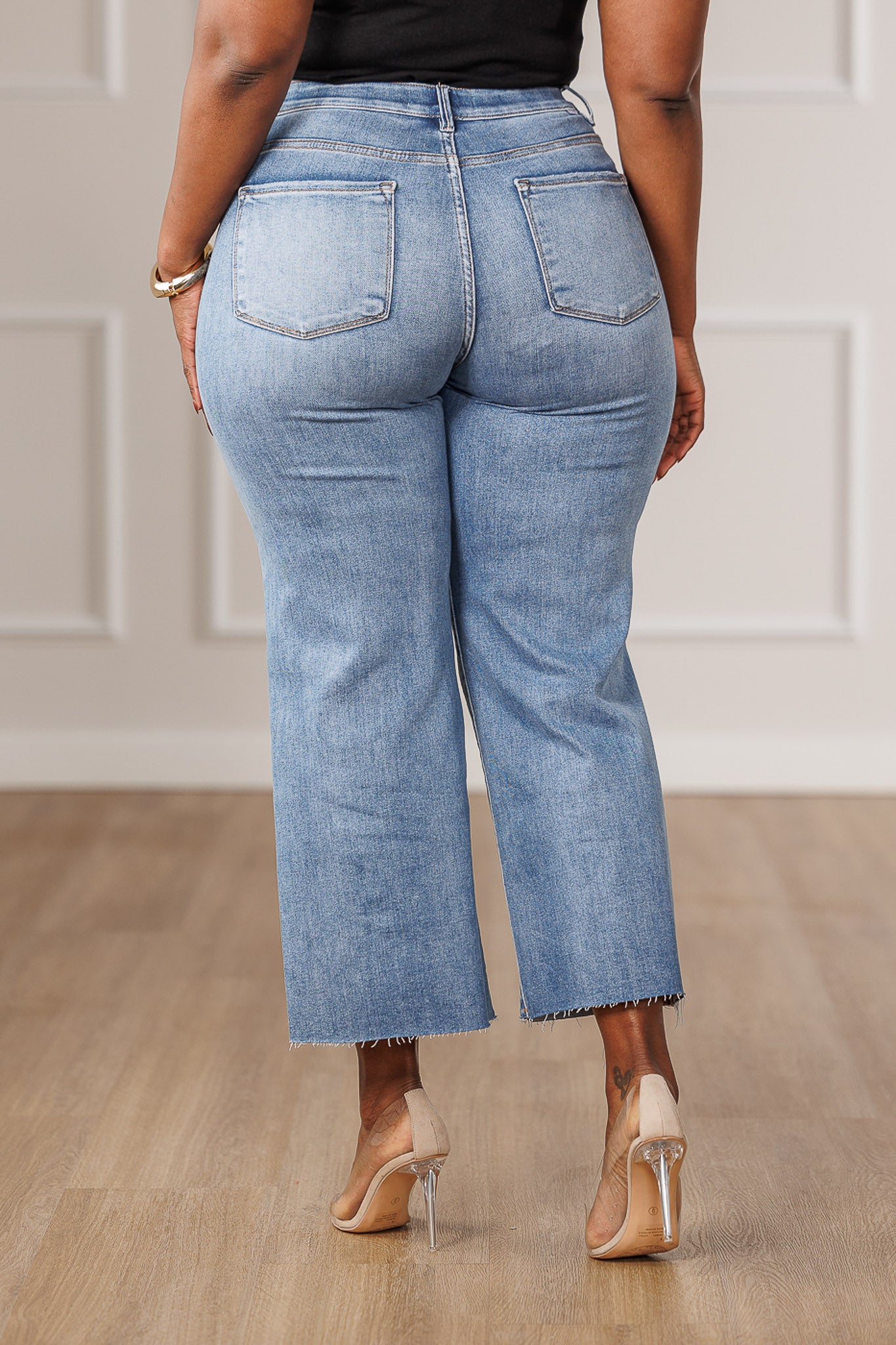 Lennon Wide Raw Hem Jeans