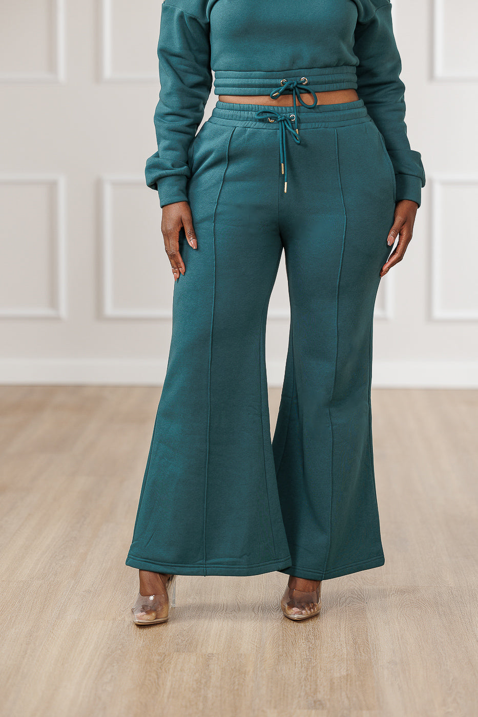 FINAL SALE - Quinnley Fleece Seamed Flare Pants - Emerald