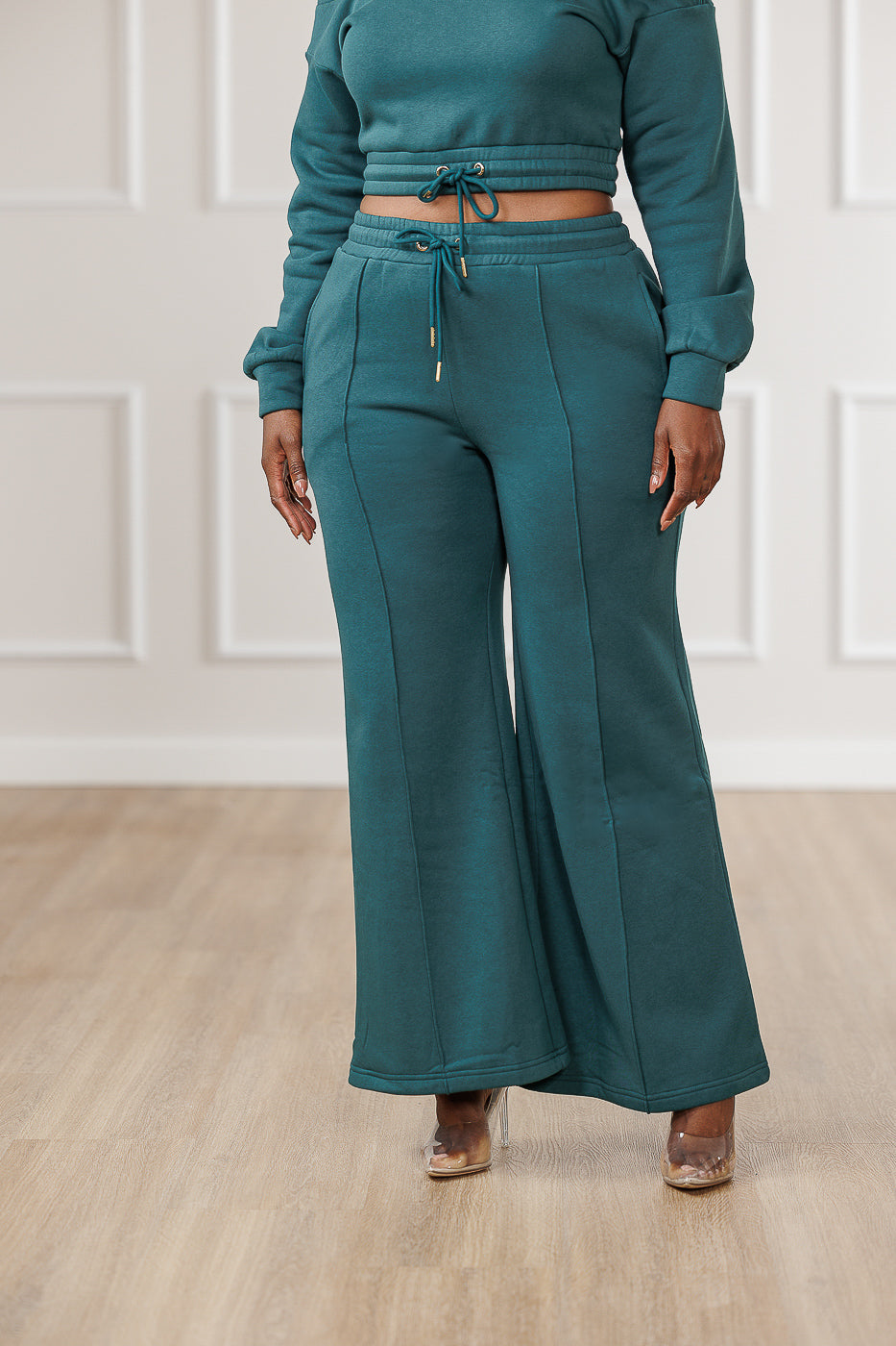 FINAL SALE - Quinnley Fleece Seamed Flare Pants - Emerald