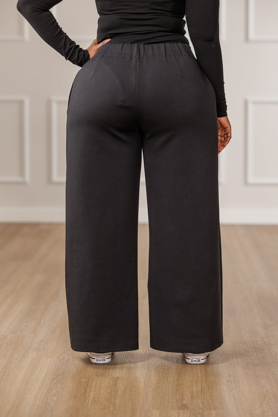 Akila Wide Leg Pants - Black