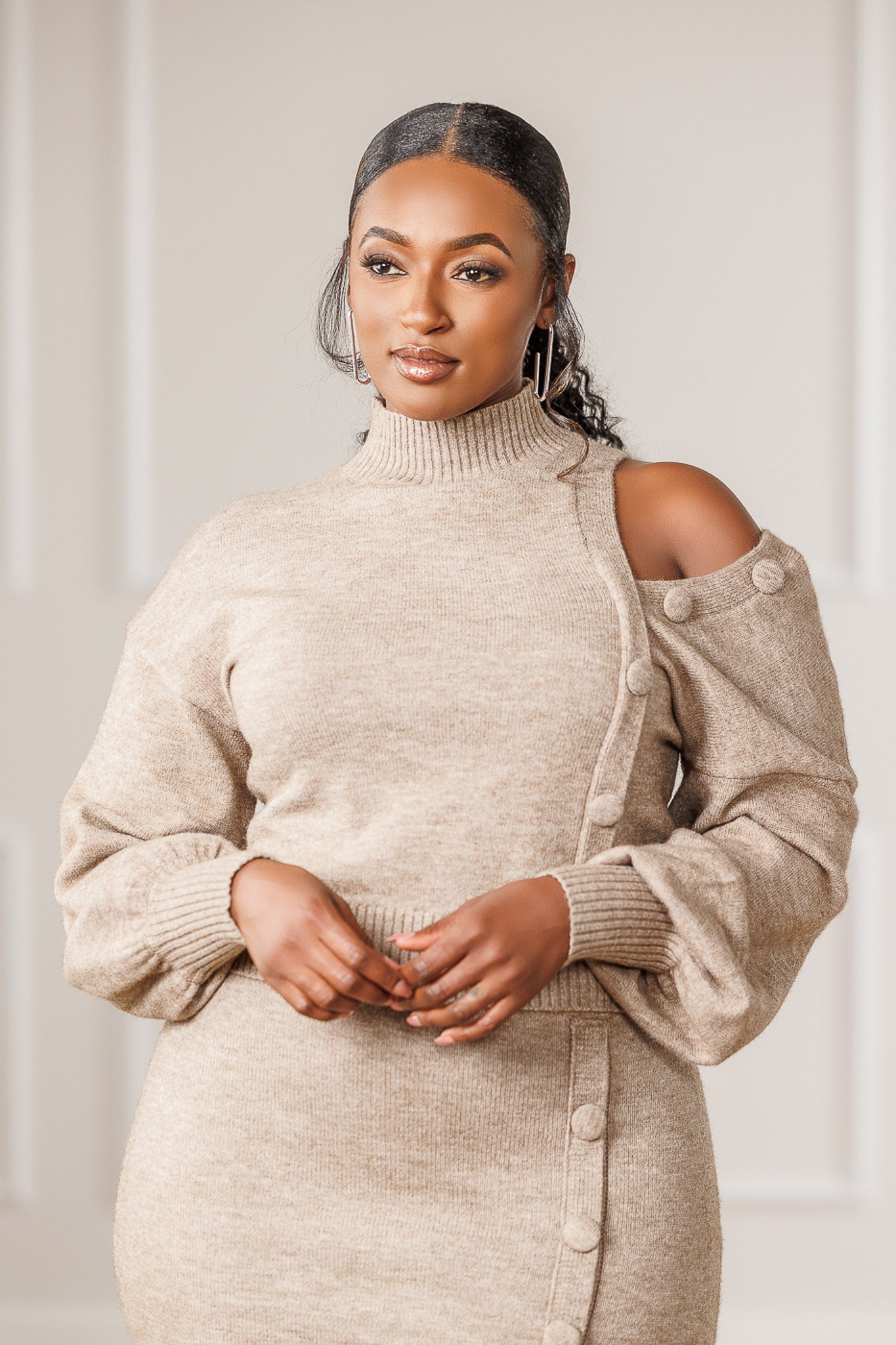 Saylor Off-Shoulder Sweater - Desert