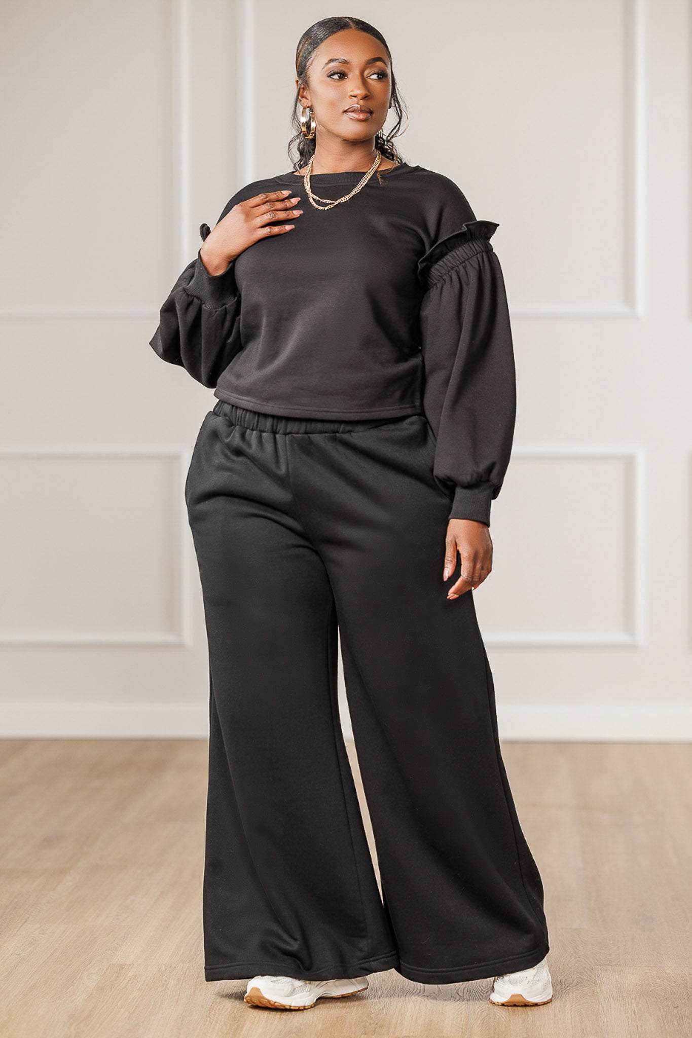 Azra Fleece Balloon Sleeve Sweatshirt - Black