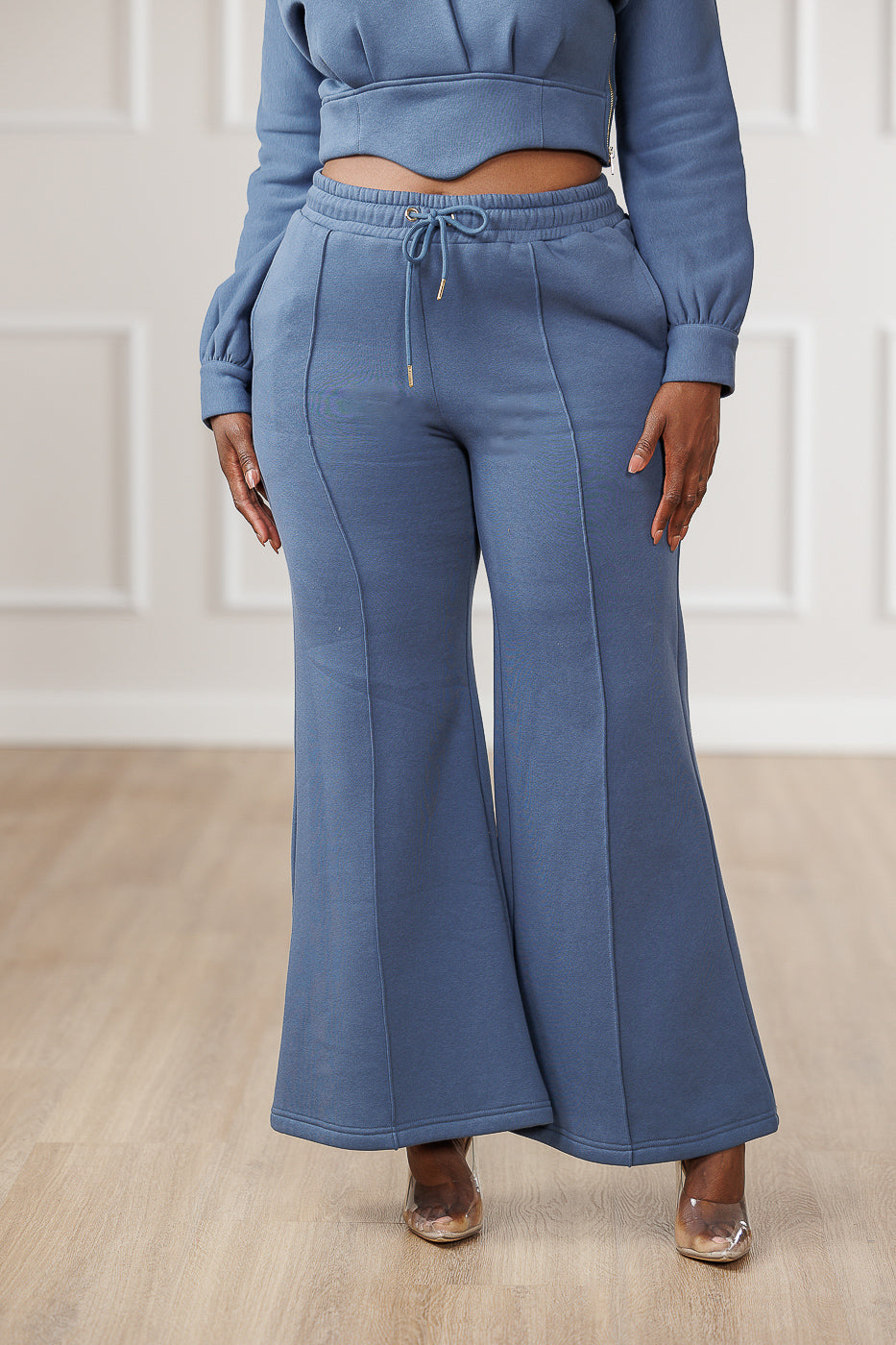 FINAL SALE - Quinnley Fleece Seamed Flare Pants - Steel Blue